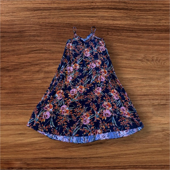 MSK brand maxi dress, size large, with a black background and a floral pattern - Picture 2 of 16